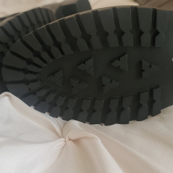 Michael Kors black size 7 - Picture 4 of 9